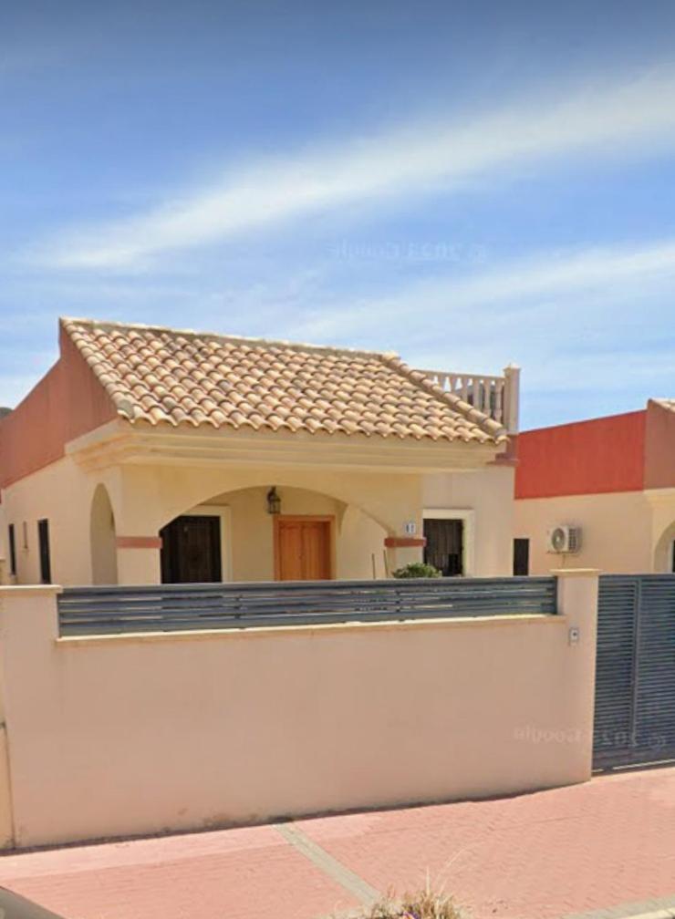 Arco Mediterraneo Chalet Independiente Torrevieja Exterior foto